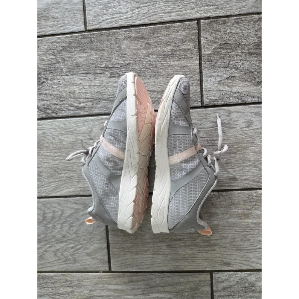 Vionic Radiant Womens 7 Gray Pink Walking Sneakers Orthotic Comfort Shoes NEW